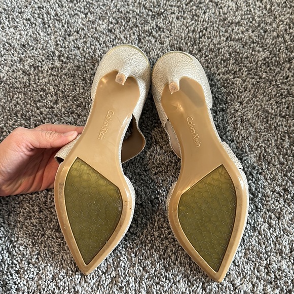 Calvin Klein heels gold size 8 - Picture 3 of 4